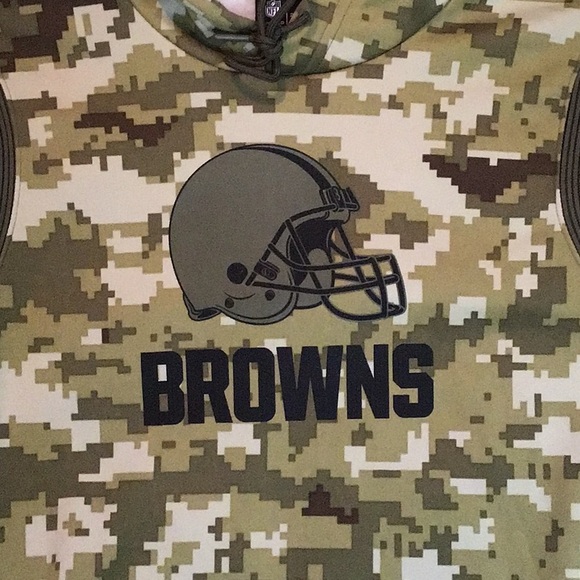 FLASH SALE Nike 🏈 Cleveland Browns  Camo hoodie Dri fit - Picture 3 of 12